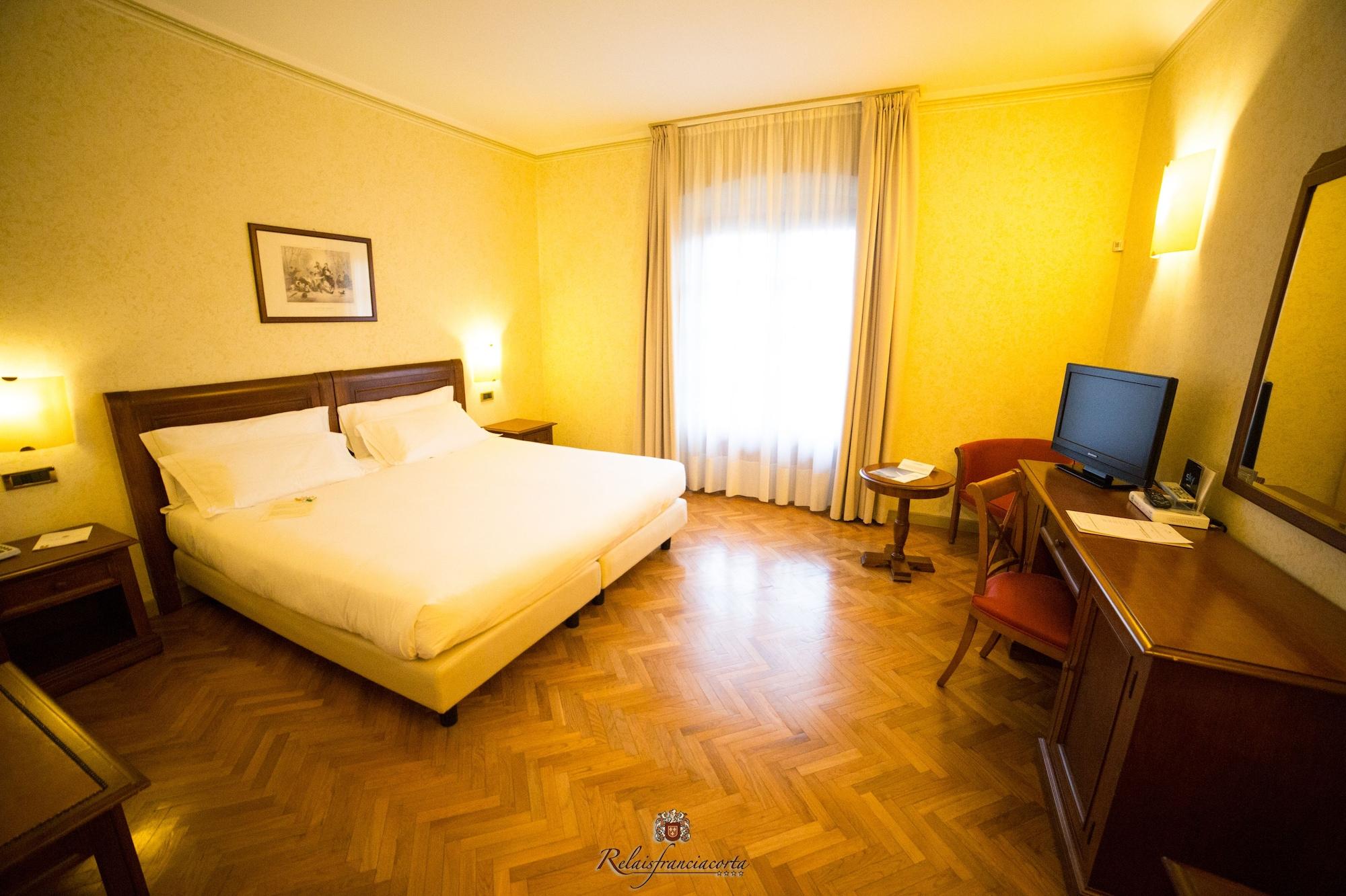 Relaisfranciacorta Hotel Corte Franca Exterior foto